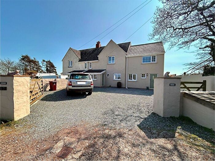 4 Bedroom Semi-Detached House For Sale In St. Marys Park, Jordanston, Milford Haven, Pembrokeshire, SA73