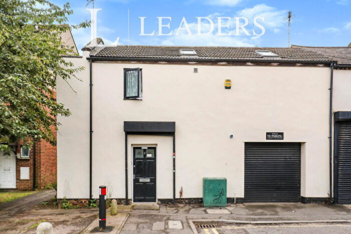 2 Bedroom Terraced House To Rent In West Street, Northampton, Northamptonshire, NN1