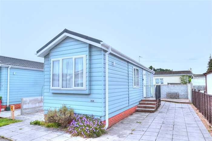 1 Bedroom Park Home For Sale In Bourne Park Residential Park, Ipswich, IP2