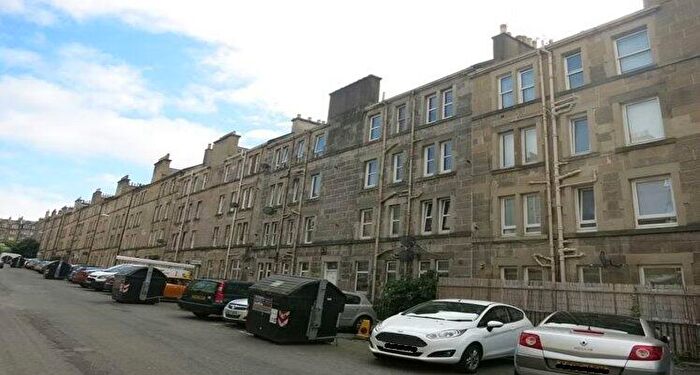 1 Bedroom Flat To Rent In Wardlaw Terrace, Edinburgh, EH11