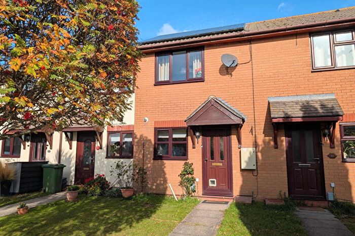 2 Bedroom Terraced House For Sale In Neelands Grove, Portsmouth, PO6