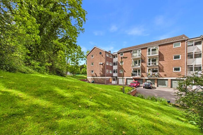 2 Bedroom Flat To Rent In Abbeydale Court Ladies Spring Drive, Sheffield, S17