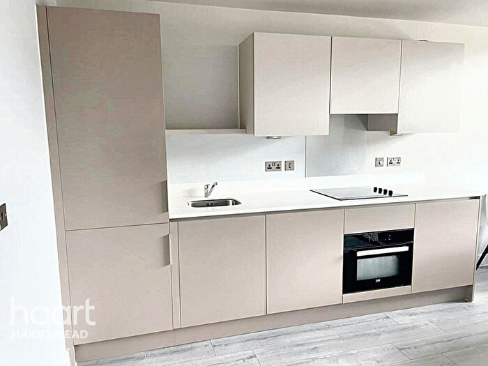 1 Bedroom Apartment For Sale In Wokingham Road, Bracknell, RG42