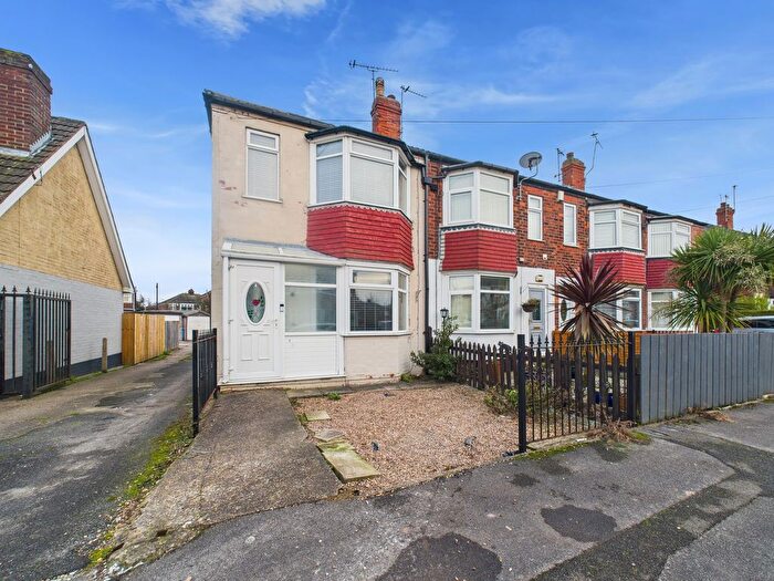 2 Bedroom End Terrace House For Sale In Brendon Avenue, Hull, HU8