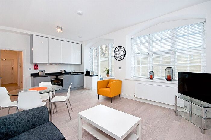 1 Bedroom Flat To Rent In Anglers Lane, Kentish Town, NW5