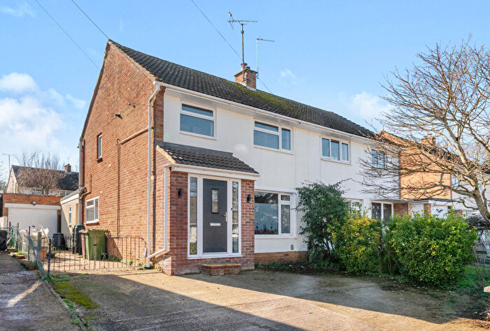 3 Bedroom Semi-Detached House For Sale In Castlefields Avenue, Charlton Kings, Cheltenham, Gloucestershire, GL52