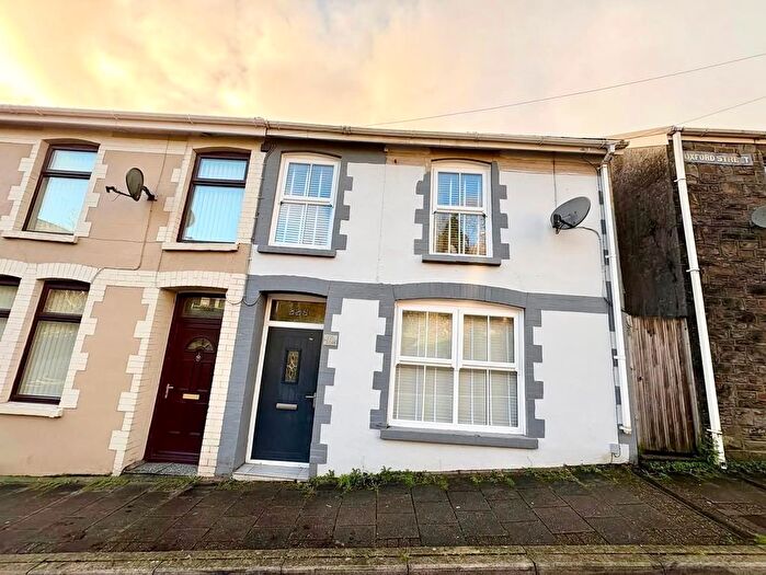 3 Bedroom End Terrace House For Sale In Oxford Street, Pontycymer, Bridgend, CF32
