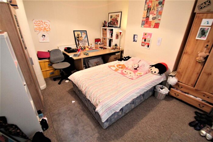 5 Bedroom Terraced House To Rent In Ridgeway Terrace ( Bed), Woodhouse, Leeds, West Yorkshire, LS6