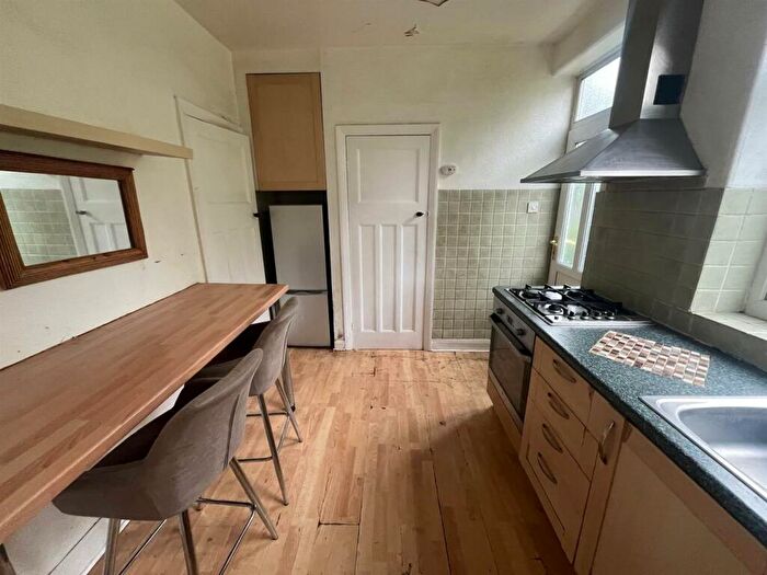 2 Bedroom Semi-Detached House For Sale In Heatherfield Road, Marsh, Huddersfield, HD1