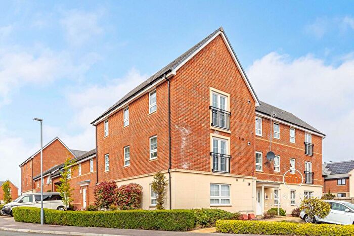 2 Bedroom Apartment For Sale In Abraham Drive, Poole, BH15