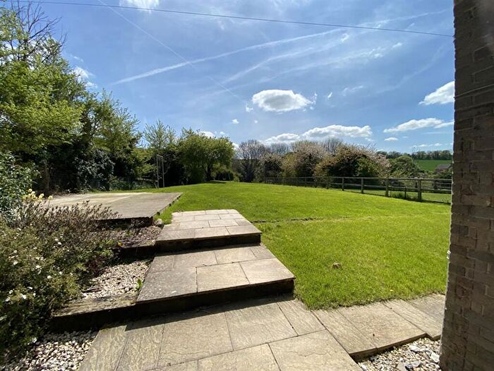 3 Bedroom Semi-Detached House To Rent In Kingstone Farm Cottages, Kingstone Winslow, Swindon, SN6
