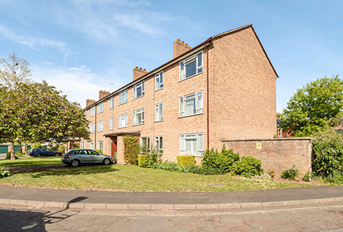 2 Bedroom Apartment For Sale In Glencairn Court, Lansdown Road, Cheltenham, Gloucestershire, GL50