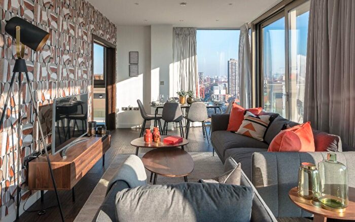 3 Bedroom Apartment To Rent In Rosemary Building, Royal Mint Gardens, E1