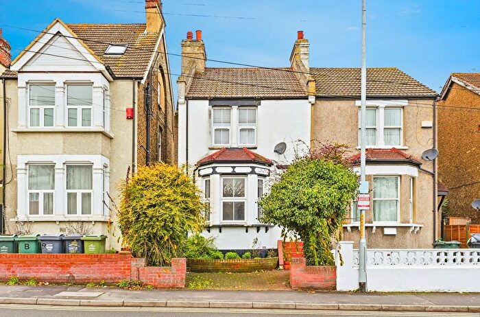 2 Bedroom Maisonette For Sale In Highfield Road, Dartford, Kent, DA1