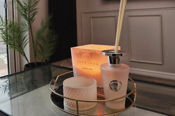 3 Bedroom Terraced House For Sale In Marshall Close, Bromborough, CH62 - Photo 3