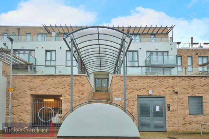 1 Bedroom Flat To Rent In Pepys Court, Cambridge, CB4