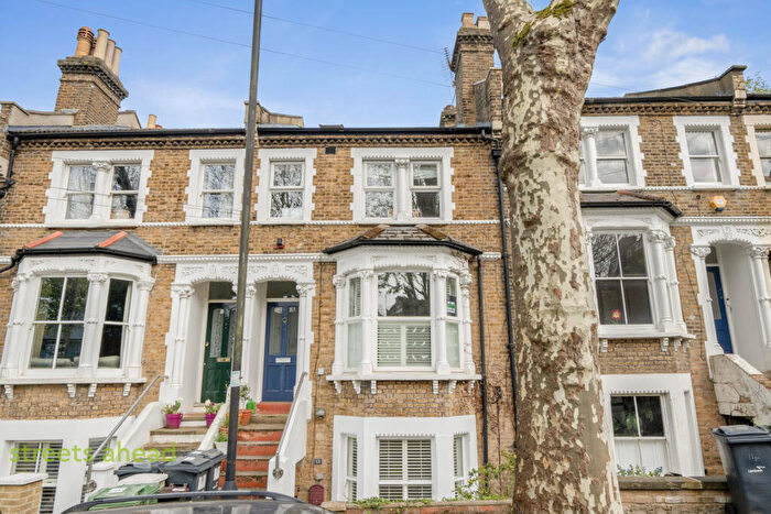 1 Bedroom Apartment For Sale In Becondale Road, London, SE19