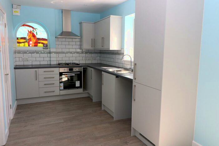 3 Bedroom Semi-Detached House To Rent In Woodhouse Lane, Broomfield, Chelmsford, Essex, CM1