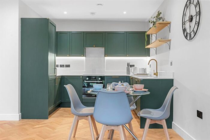 1 Bedroom Flat For Sale In Harlesden Road, London, NW10