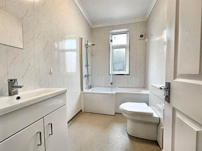 2 Bedroom Semi-Detached Bungalow For Sale In Blackwell Road, Carlisle, CA2