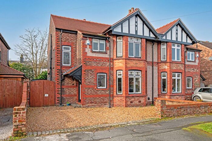 4 Bedroom Semi Detached House For Sale In Stanley Avenue, Stockton Heath, WA4