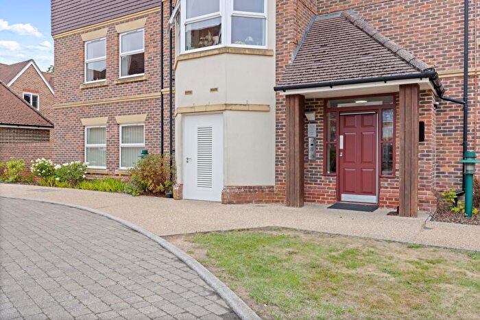 2 Bedroom Retirement Property For Sale In Parham House, Bramshott Place, King George's Drive, Liphook, Hampshire, GU30