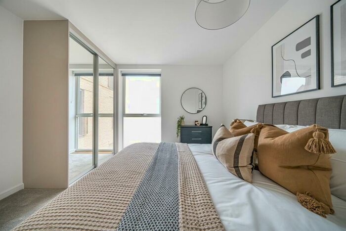 1 Bedroom Apartment To Rent In Bed, Th Floor, Ranger, Verona House In Beam Park, RM9