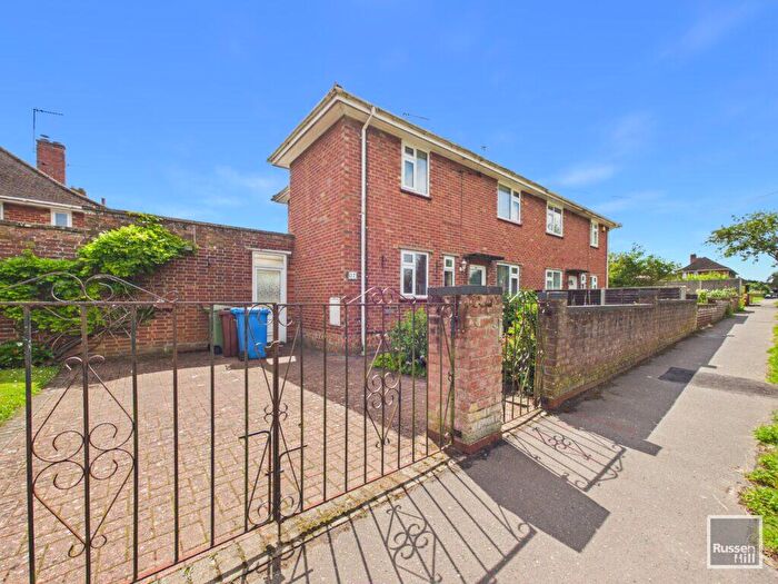 3 Bedroom Semi Detached House For Sale In Scarlet Road, Tuckswood, NR4