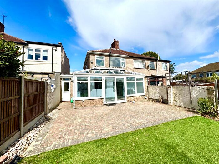 3 Bedroom Semi-Detached House To Rent In Portland Avenue, Sidcup, DA15