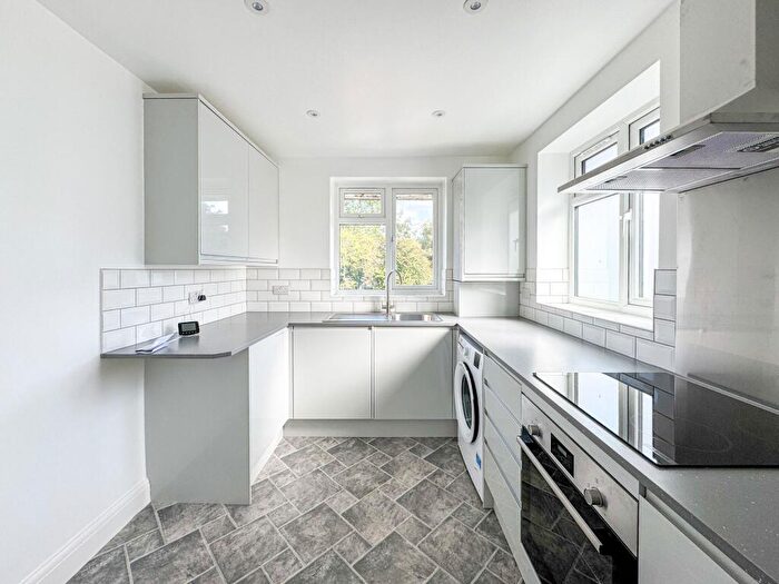 2 Bedroom Maisonette To Rent In Methuen Close, Edgware, HA8