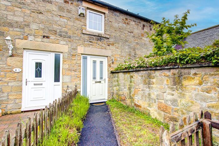 2 Bedroom Flat To Rent In Brunton Mews, Gosforth, NE13