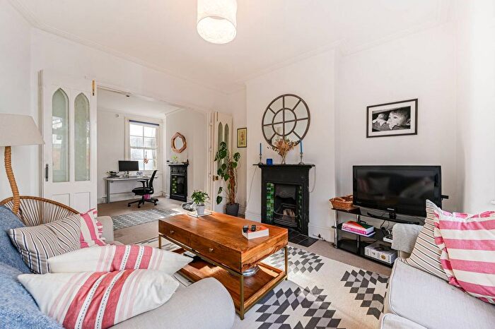 4 Bedroom Property For Sale In Micklethwaite Road, Fulham, London, SW6