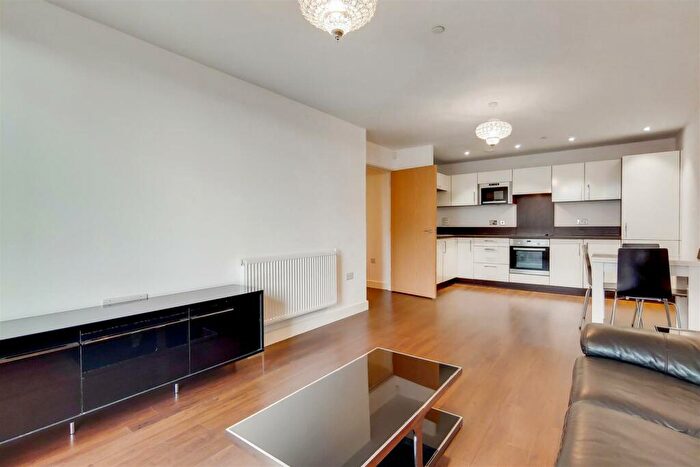 2 Bedroom Apartment To Rent In Venice Corte, Lewisham, SE13