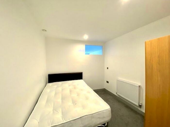 1 Bedroom Apartment To Rent In Springfield Street, Barnsley, S70