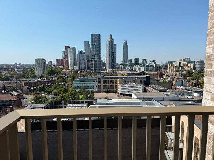 2 Bedroom Apartment For Sale In Vauxhall, London, SE11