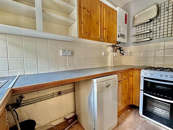 1 Bedroom Apartment For Sale In Bath Road, Cowes, PO31