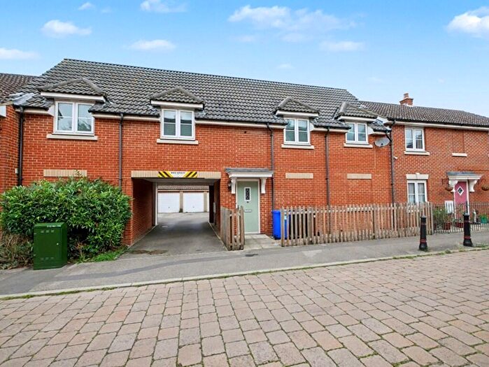 2 Bedroom Flat For Sale In Bull Road, Ipswich, IP3