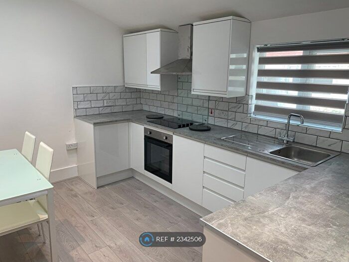 2 Bedroom Flat To Rent In Romford Road, London, E12