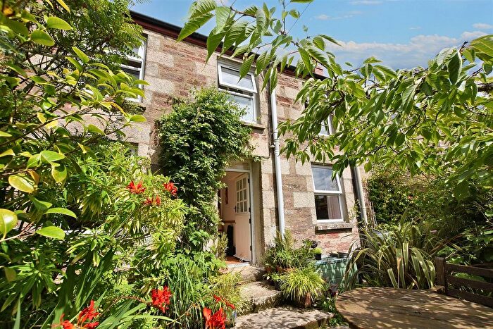 3 Bedroom End Of Terrace House For Sale In Pennance Terrace, Lanner, TR16
