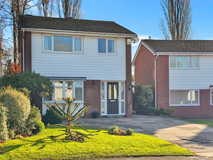 3 Bedroom Detached House For Sale In Flaggwood Avenue, Marple, Stockport, SK6