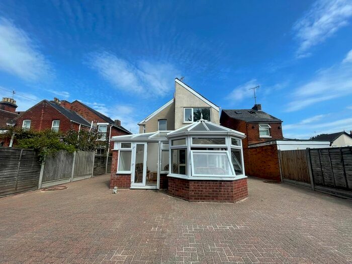 4 Bedroom Detached House To Rent In Canterbury Road, Colchester, CO2