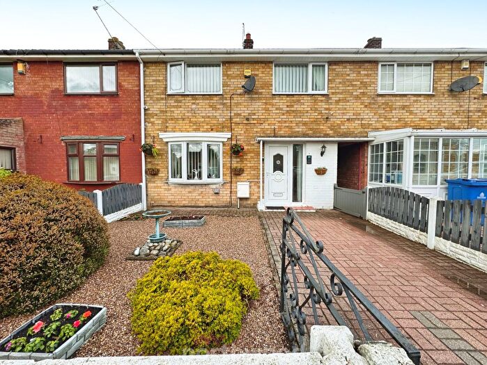3 Bedroom Terraced House For Sale In Wike Gate Road, Thorne, DN8