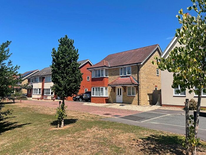 4 Bedroom Detached House For Sale In Charlesby Drive, Watchfield, Oxfordshire, SN6