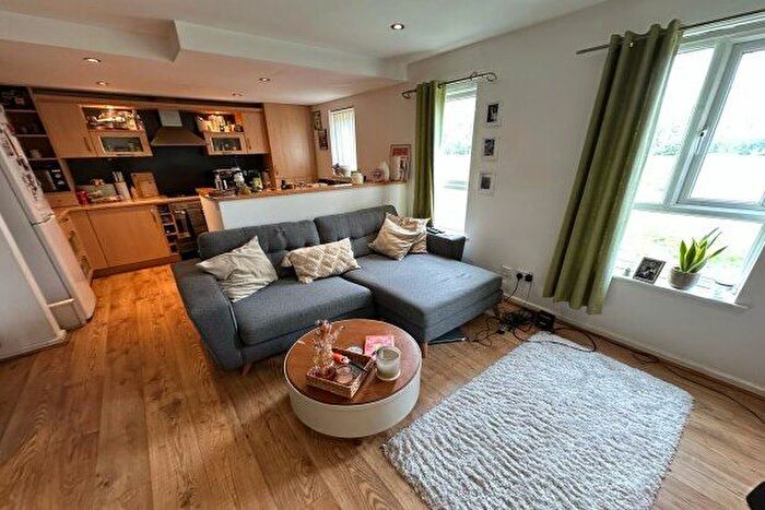 2 Bedroom Flat To Rent In Ellerman Road, Liverpool, L3