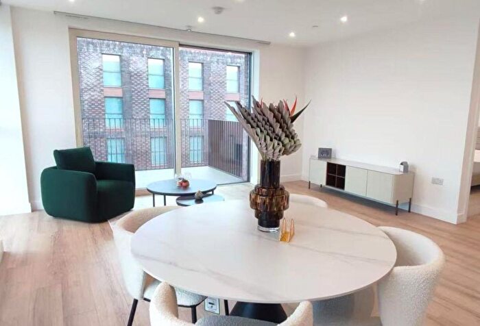 2 Bedroom Flat To Rent In Quay Walk, Wembley, HA0