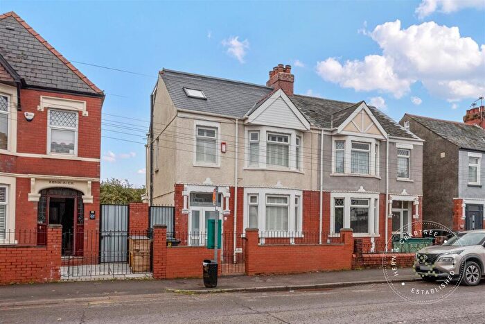 4 Bedroom Semi Detached House For Sale In Lansdowne Road, Canton, Cardiff, CF5
