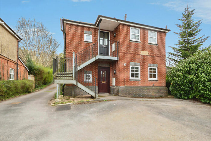1 Bedroom Maisonette For Sale In Spring Lane, Colden Common, SO21
