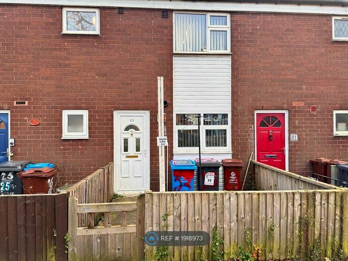 1 Bedroom Flat To Rent In Levington Drive, Oldham, OL8