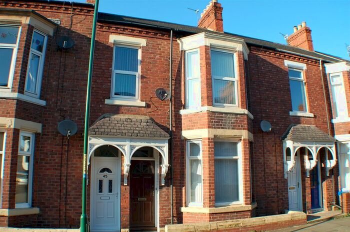 3 Bedroom Flat To Rent In Coleridge Avenue, South Shields, NE33