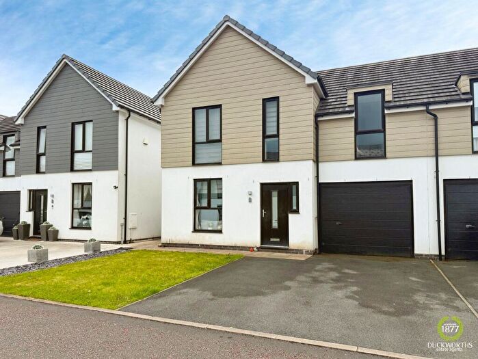 4 Bedroom Semi Detached House For Sale In Balmoral Gardens, Darwen, BB3